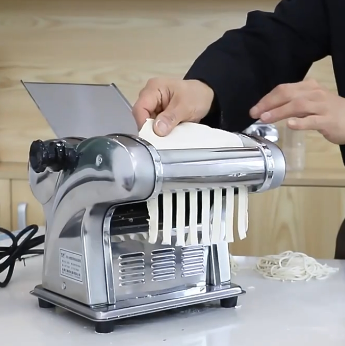 Hopert PRO JDC-8 Lux — тестораскатка-лапшерезка